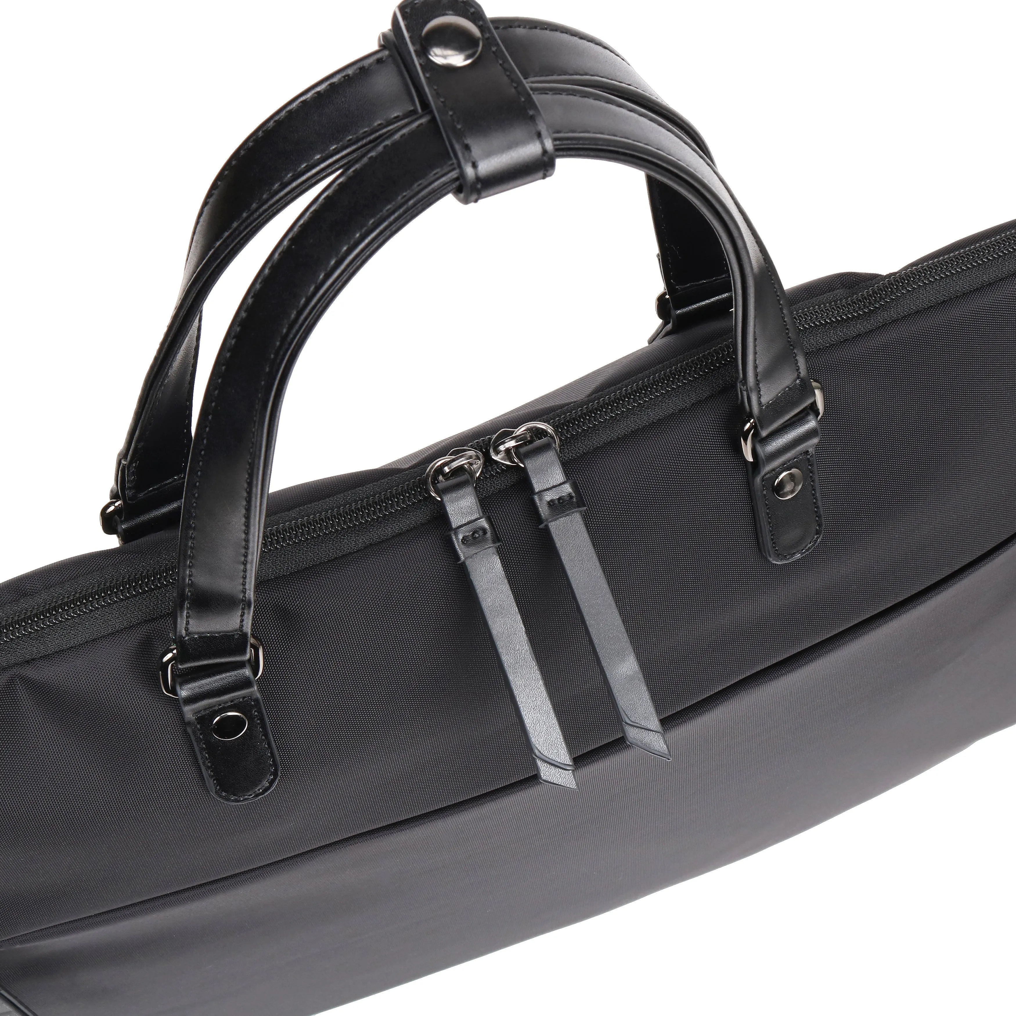 ace. Garment Bag