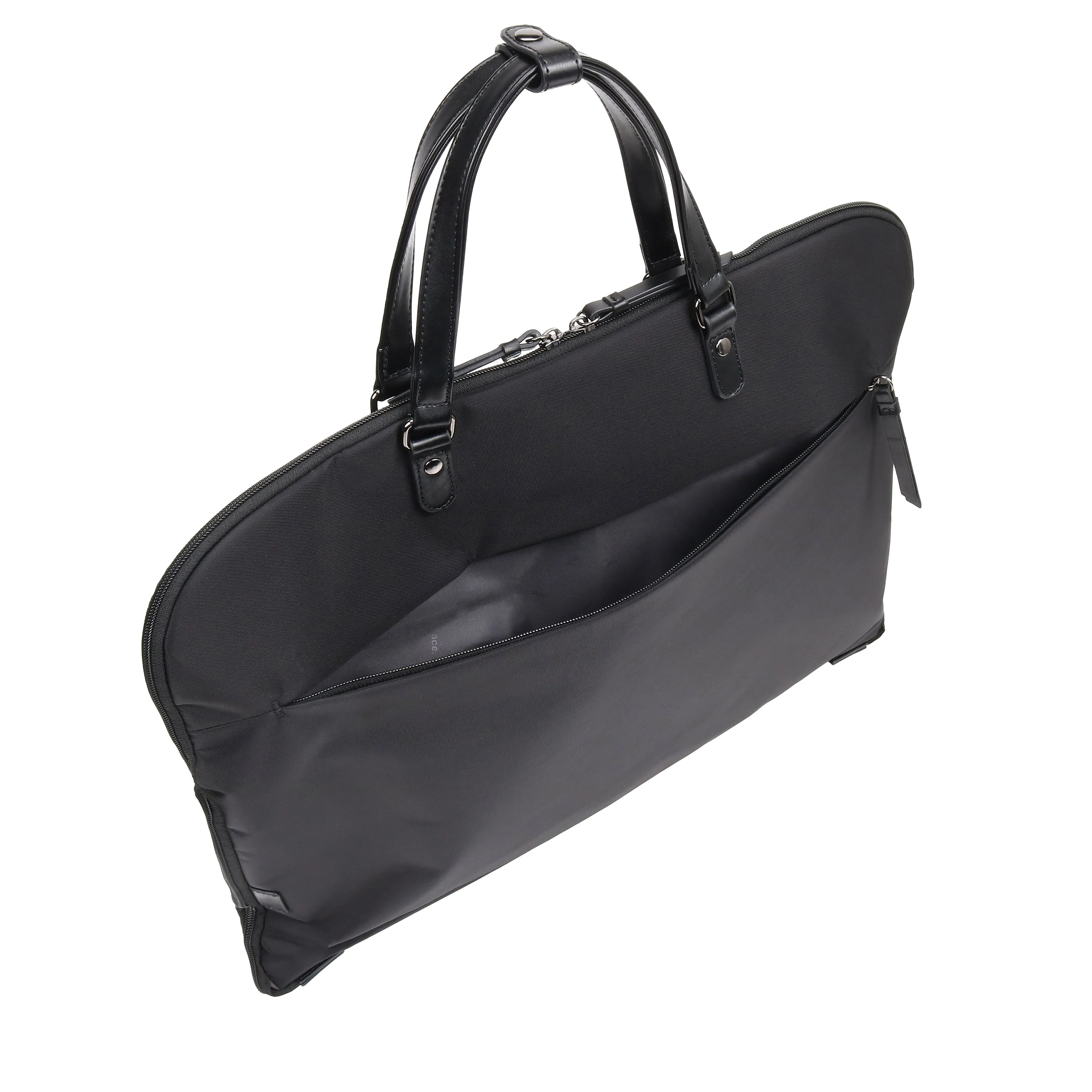 ace. Garment Bag