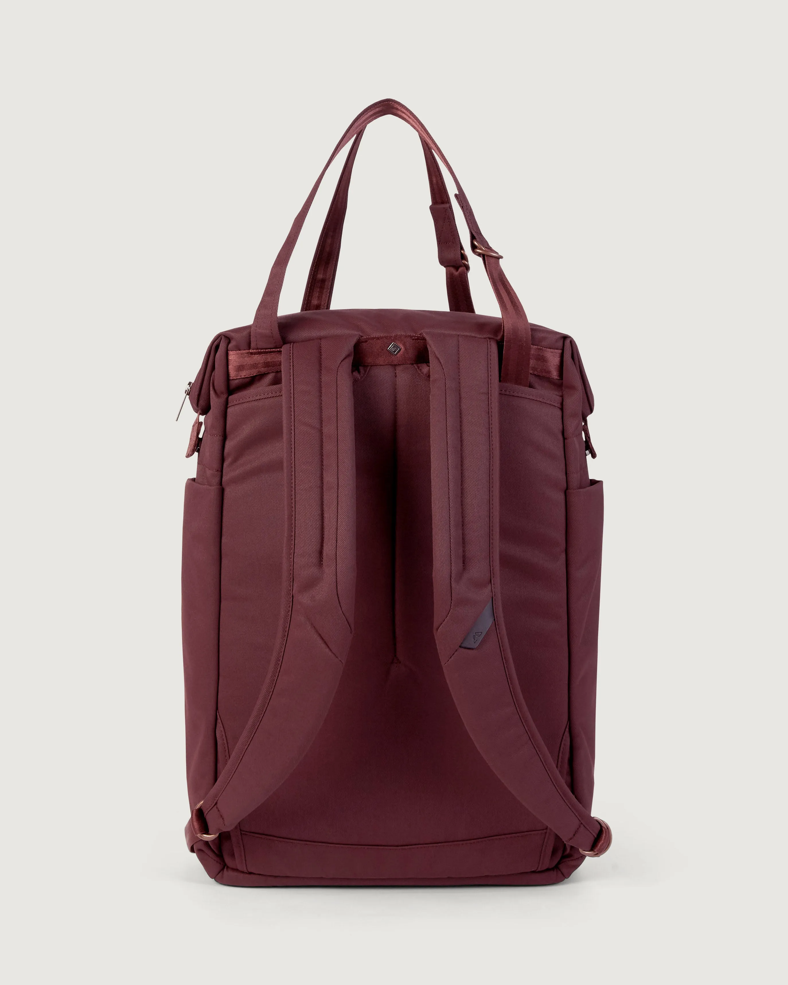 Apex Convertible Tote - 20 L - Mahogany