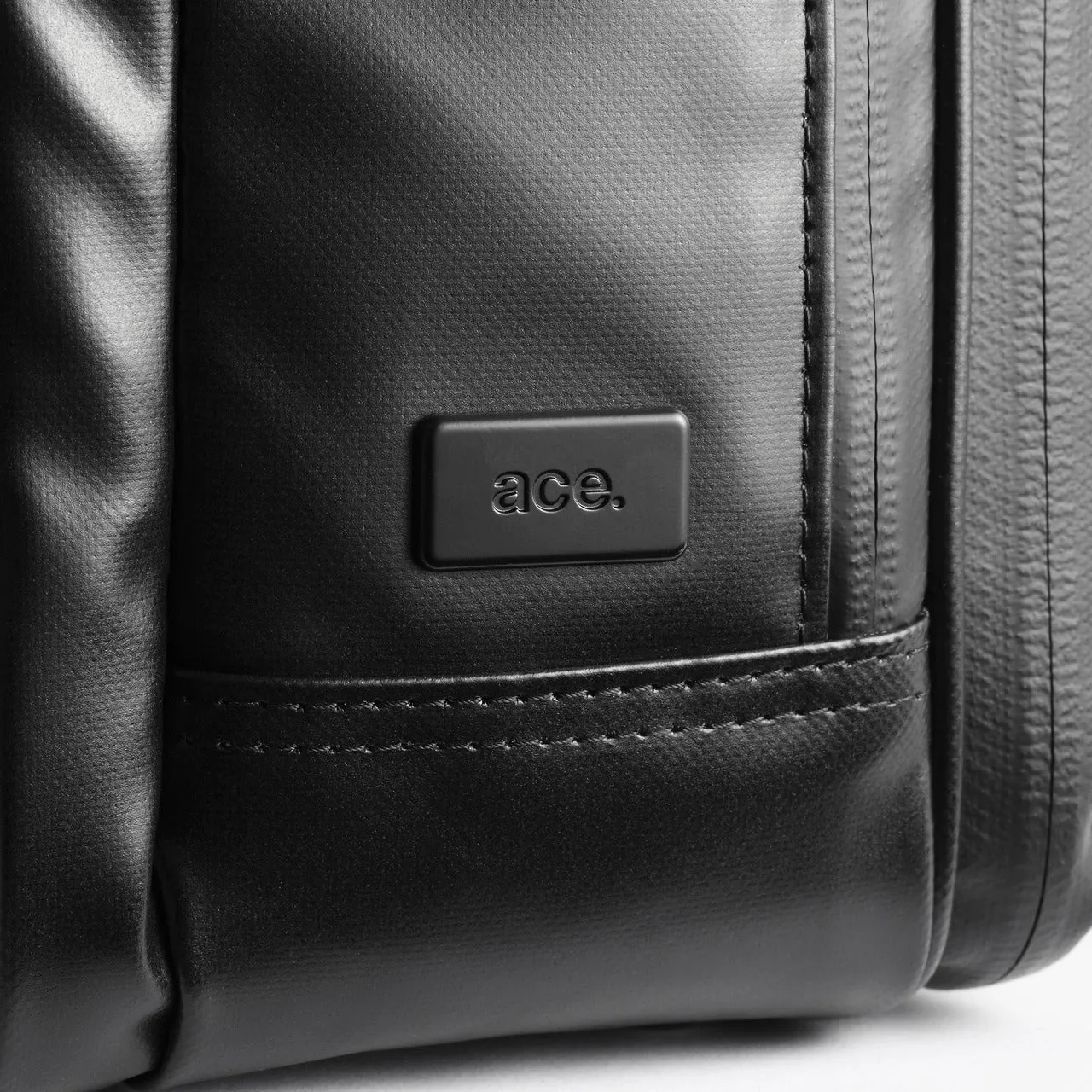 GADGETABLE WR 2 Backpack Expandable Large