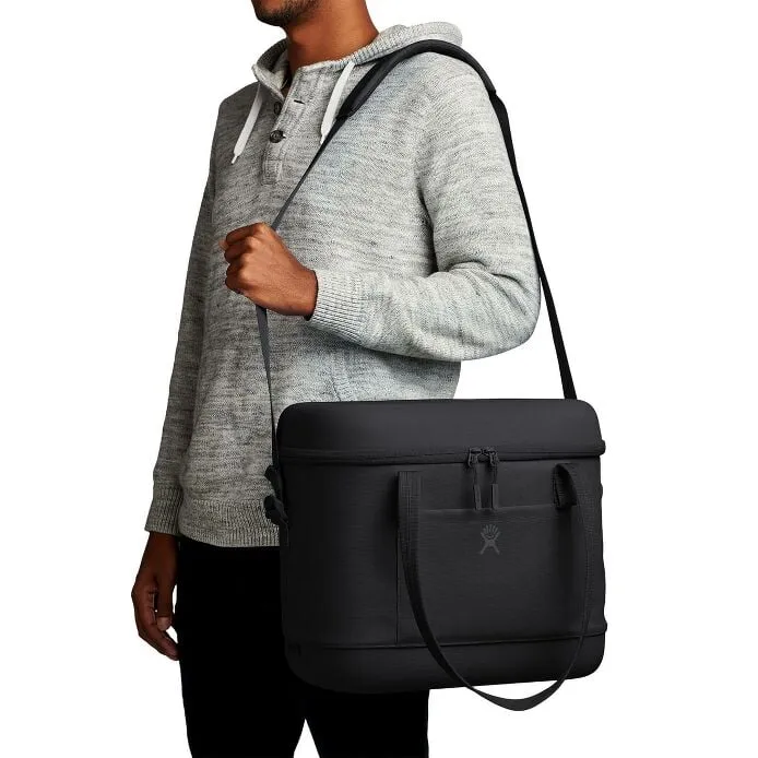 Hydro Flask 20L Carry Out™ Soft Cooler