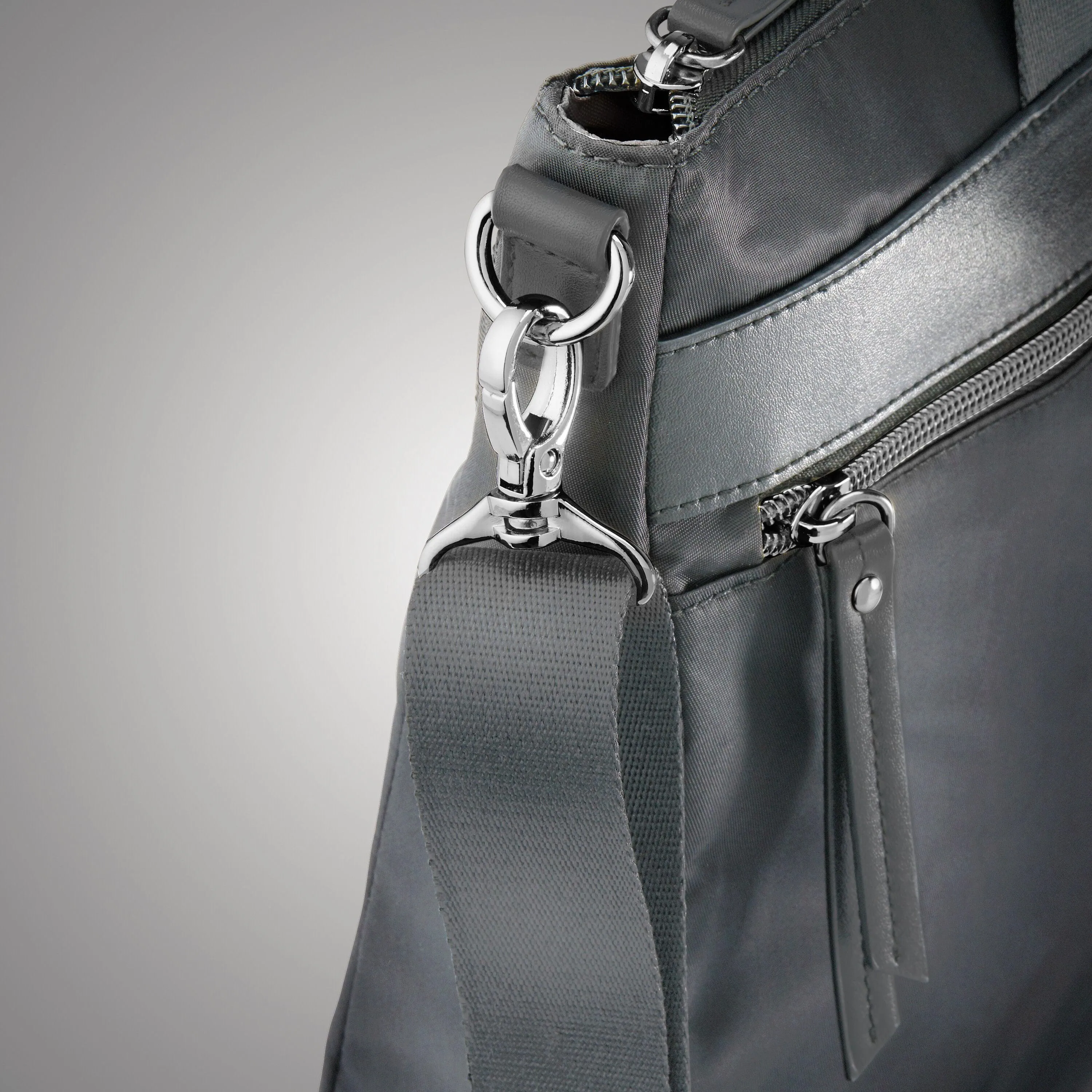 Mobile Solution Convertible Slim Brief