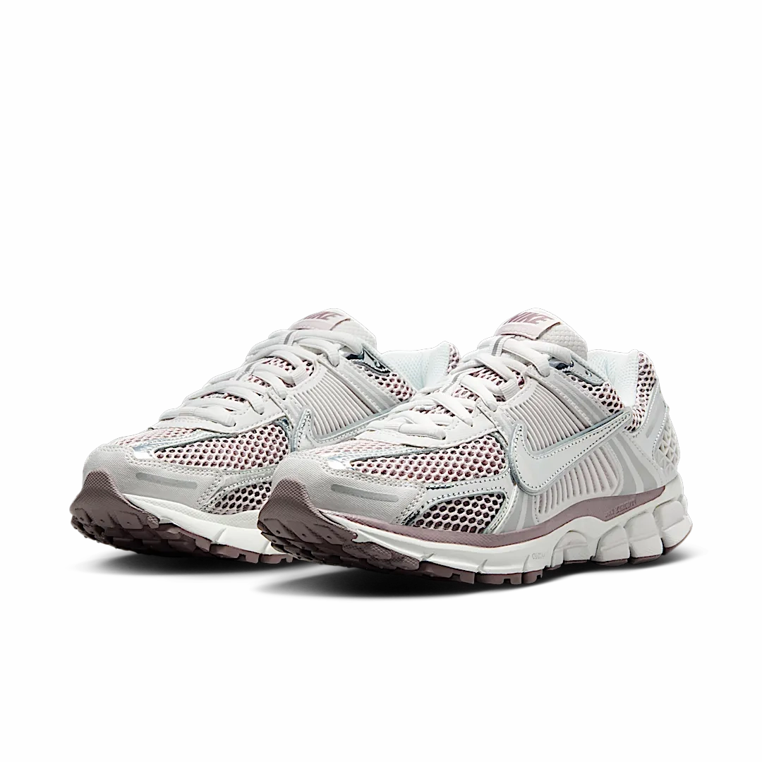 Nike Zoom Vomero 5 Metallic Silver Platinum Violet