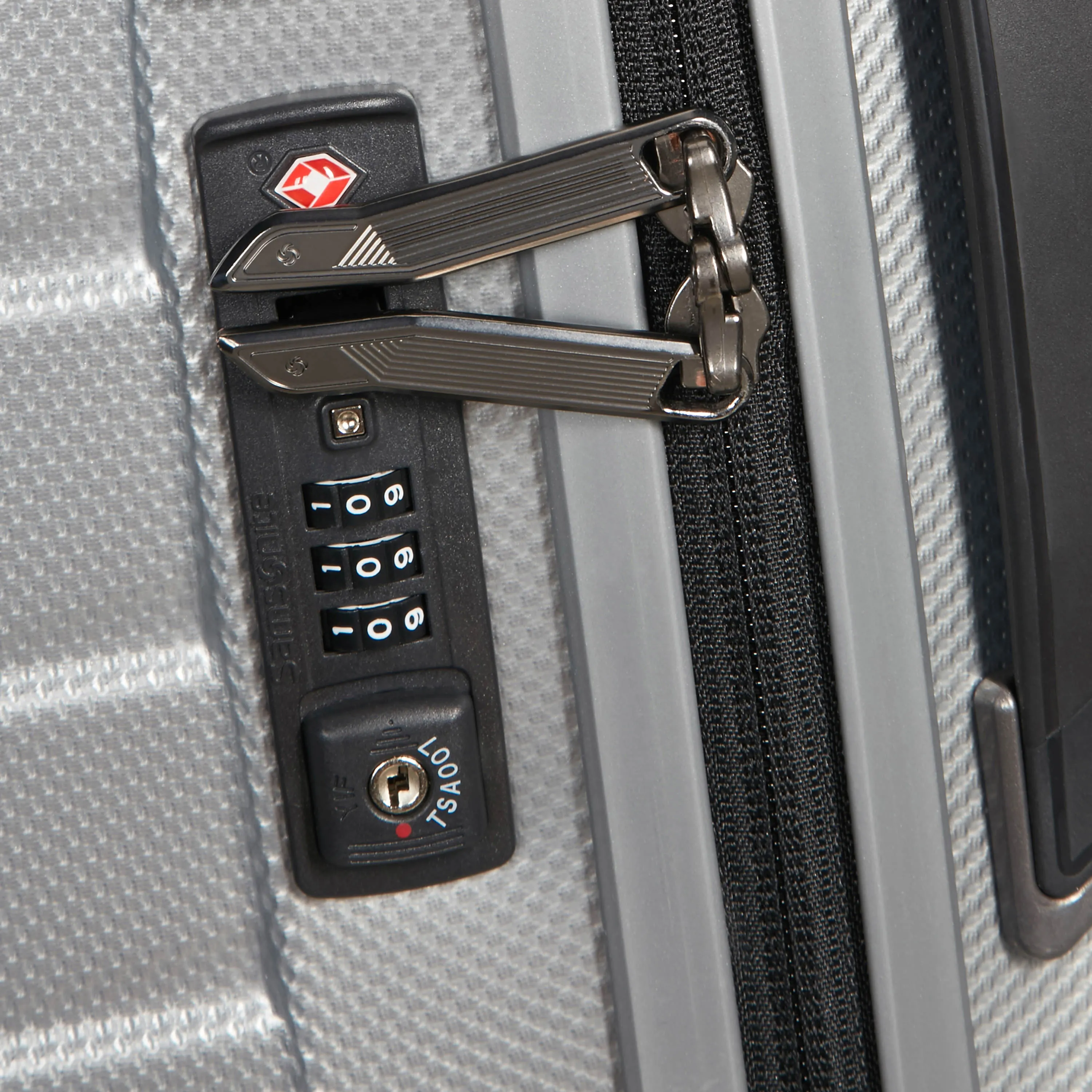 Samsonite Proxis Spinner Large (28)