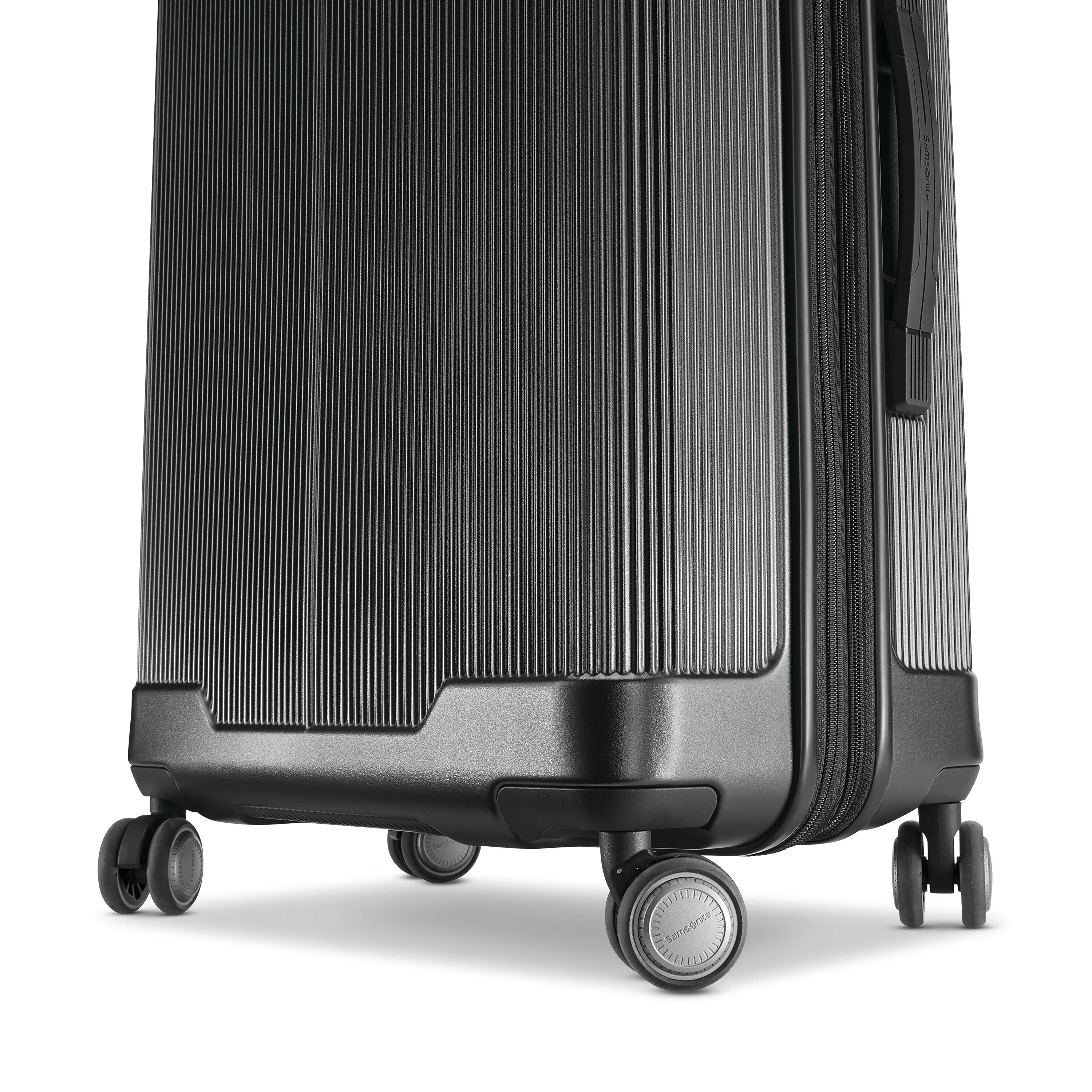 Silhouette 17 Hardside Large Checked Luggage