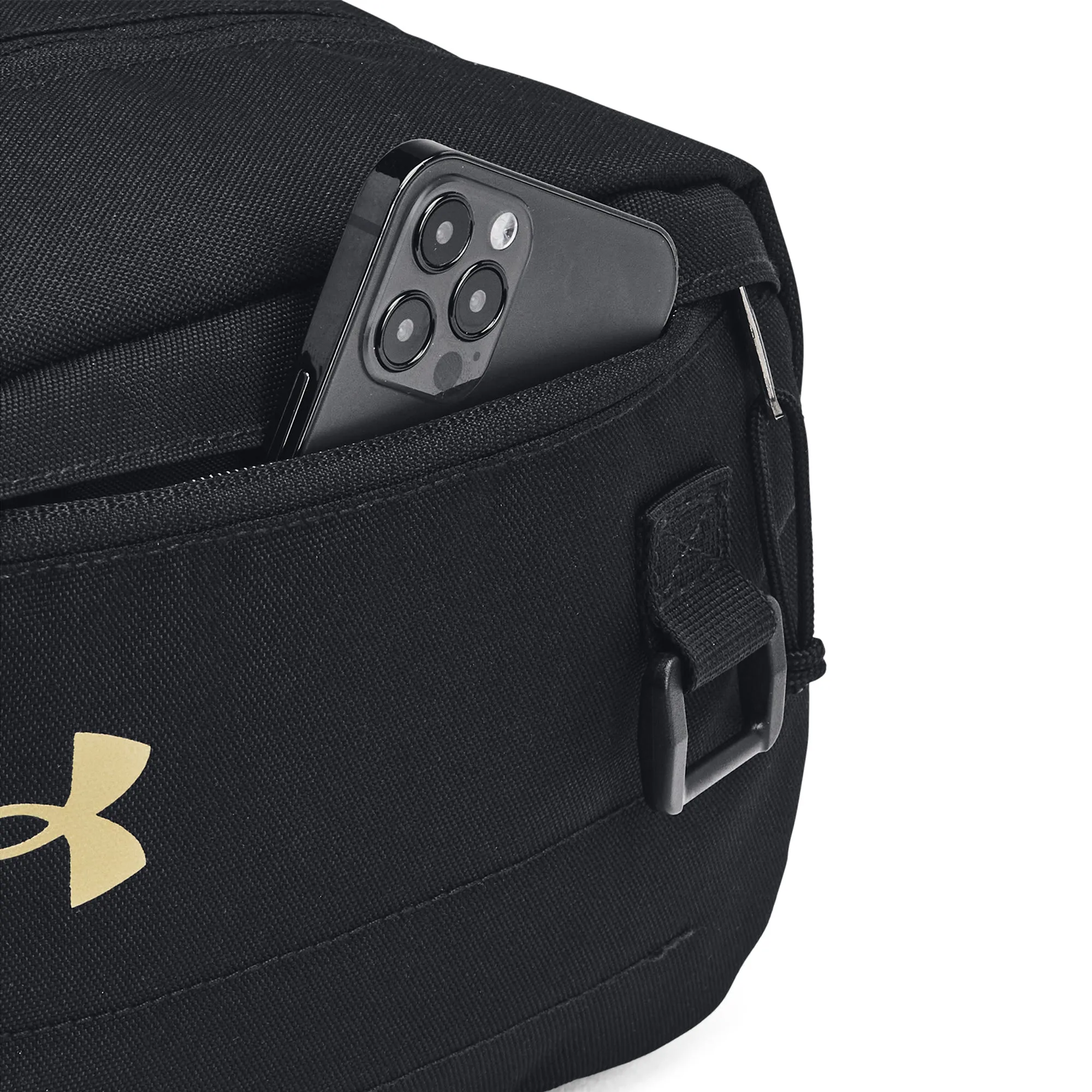 Under Armour Contain Travel Kit
