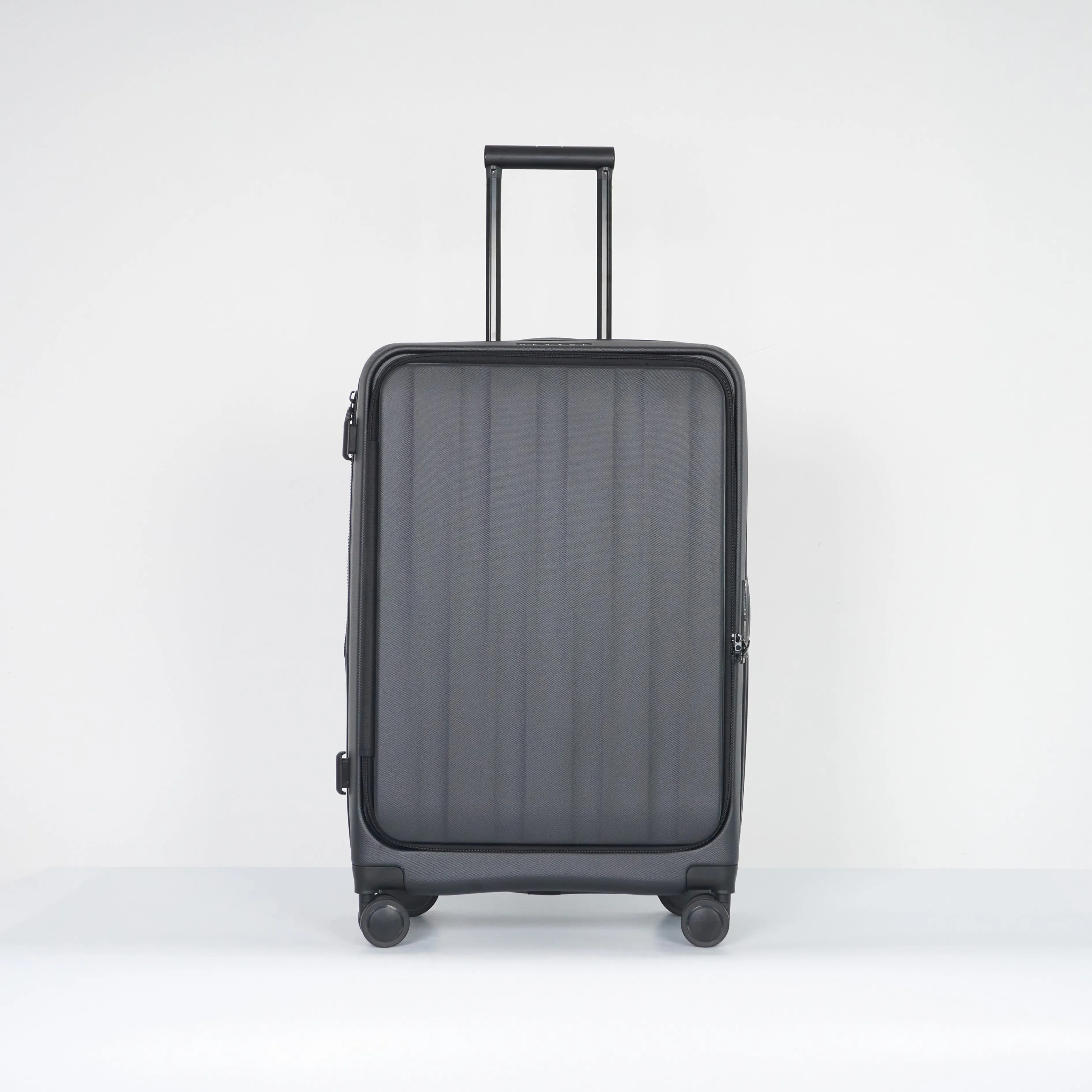 Verage Greenwich II 30" Large Hardside Expandable Spinner Luggage